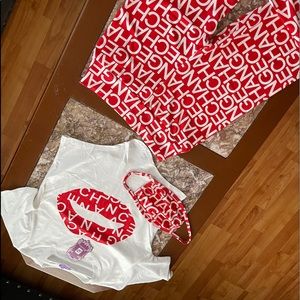 White and red kiss logo set